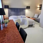 317 W Royal Tuli Prywatny Przy Plazy Z Aneksem Kuchennym Lägenhet