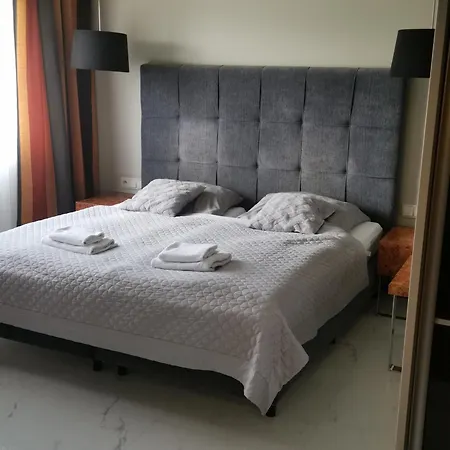 317 W Royal Tuli Prywatny Przy Plazy Z Aneksem Kuchennym Apartment *